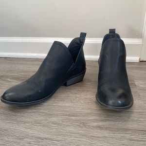 Black Booties